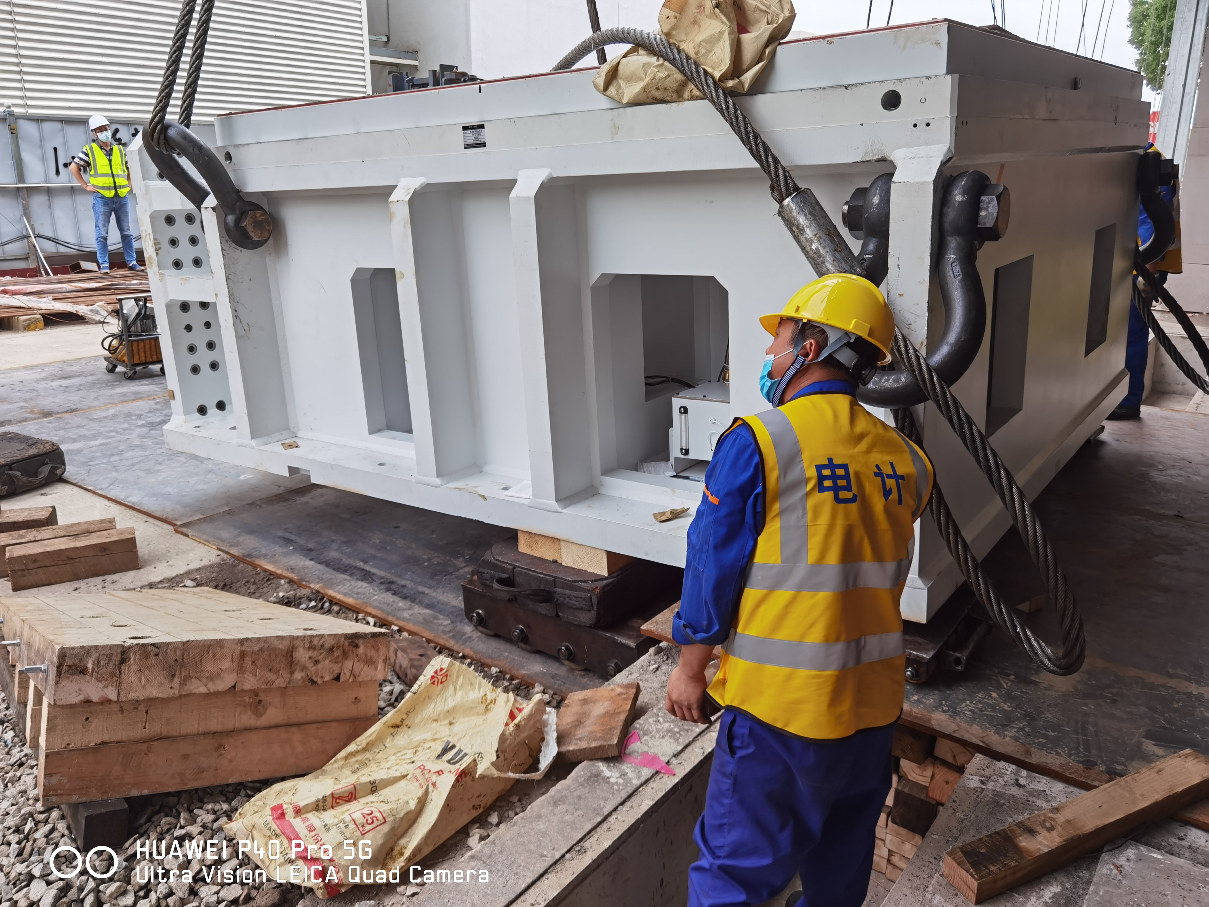 大型工業(yè)設備安裝